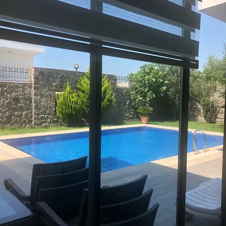 Torba Villa